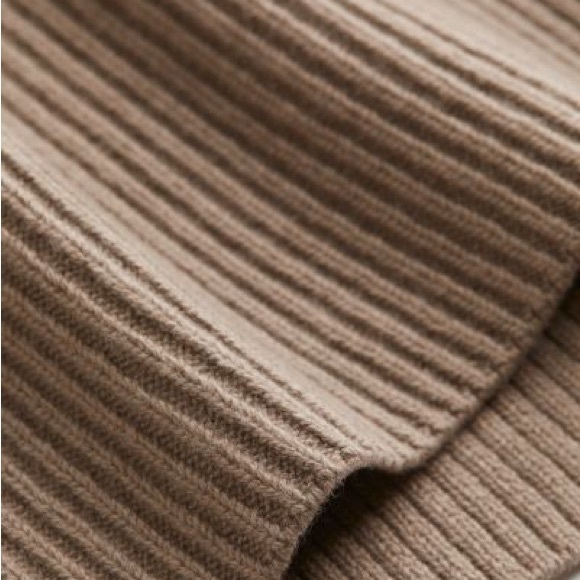 H&M Cashmere-blend Turtleneck Sweater - Picture 2 of 6